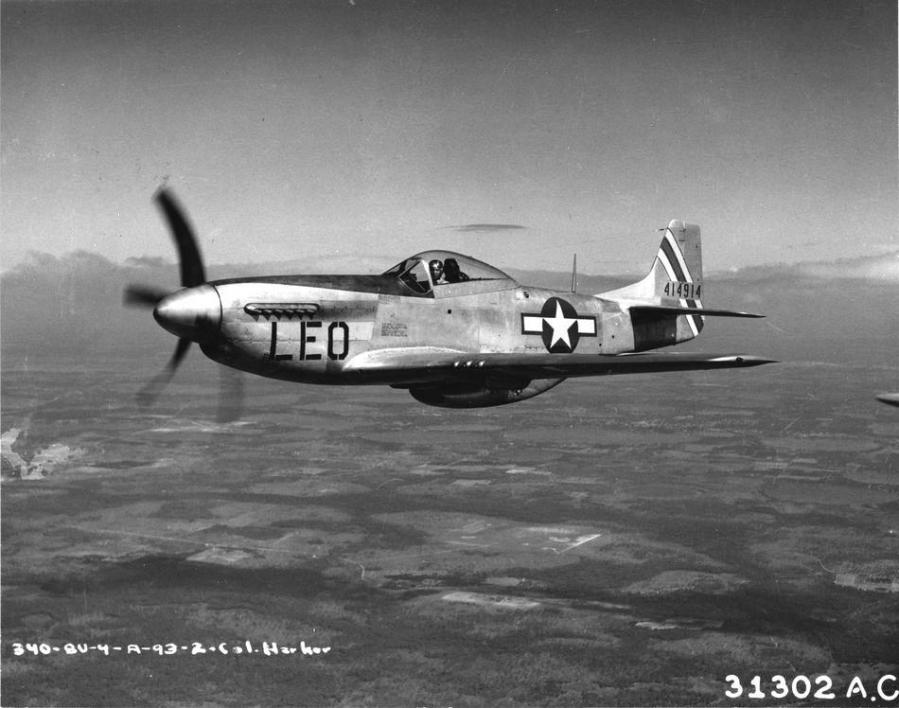 Mustang p 51d 44 14914 colonel ward w harker commander of 54th fg bartow field florida 1944 usaf 31302ac